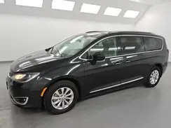 2C4RC1BG6KR597193 2019 CHRYSLER PACIFICA