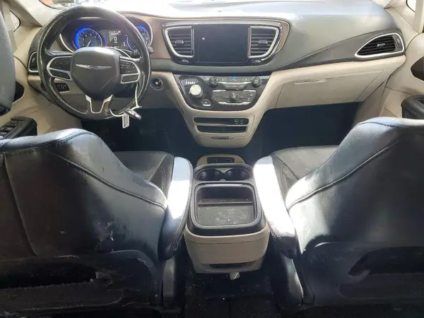 2C4RC1BG6KR597484 2019 CHRYSLER PACIFICA - Image 8