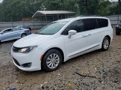 2C4RC1BG6KR603624 2019 CHRYSLER PACIFICA
