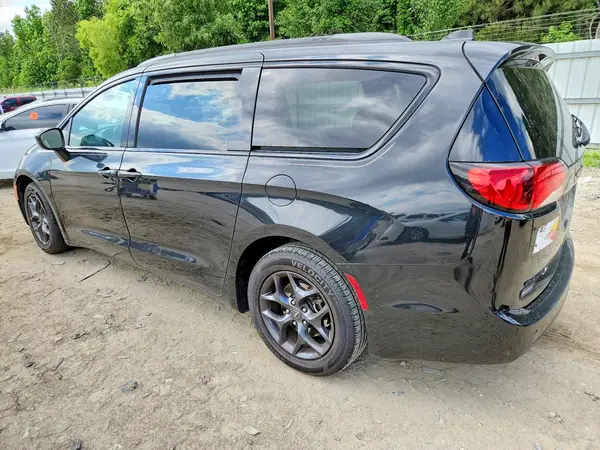 2C4RC1BG6KR609634 2019 CHRYSLER PACIFICA - Image 2