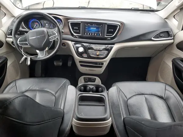 2C4RC1BG6KR613148 2019 CHRYSLER PACIFICA - Image 8