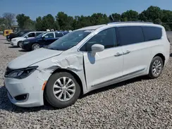 2C4RC1BG6KR624781 2019 CHRYSLER PACIFICA