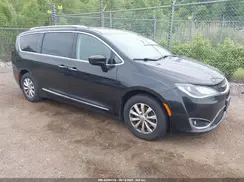 2C4RC1BG6KR625851 2019 CHRYSLER PACIFICA