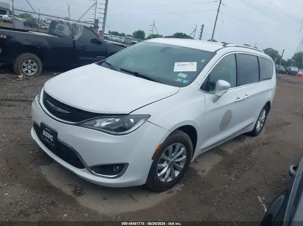 2C4RC1BG6KR626188 2019 CHRYSLER PACIFICA - Image 2