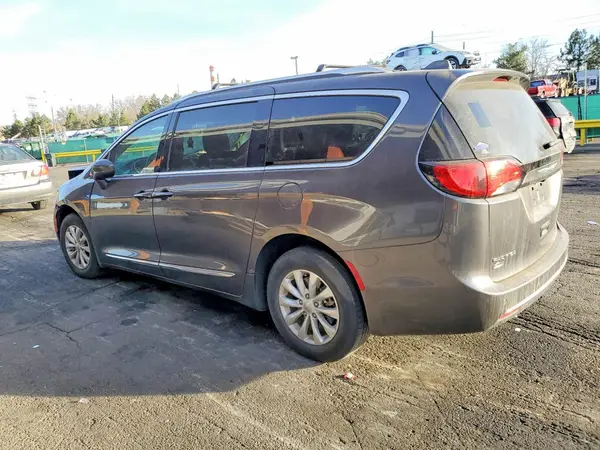 2C4RC1BG6KR626644 2019 CHRYSLER PACIFICA - Image 2
