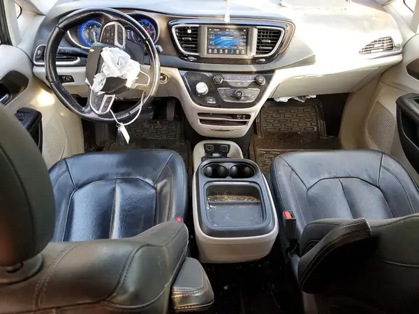 2C4RC1BG6KR626644 2019 CHRYSLER PACIFICA - Image 8