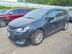 2C4RC1BG6KR626904 2019 CHRYSLER PACIFICA