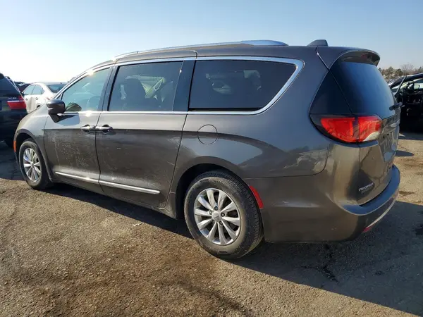2C4RC1BG6KR639037 2019 CHRYSLER PACIFICA - Image 2