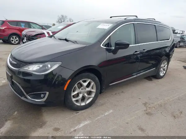 2C4RC1BG6KR639863 2019 CHRYSLER PACIFICA - Image 2