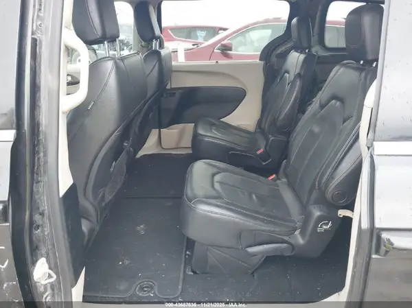 2C4RC1BG6KR639863 2019 CHRYSLER PACIFICA - Image 8