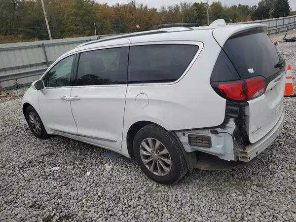 2C4RC1BG6KR655383 2019 CHRYSLER PACIFICA - Image 2