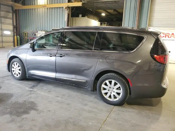2C4RC1BG6KR673124 2019 CHRYSLER PACIFICA - Image 2