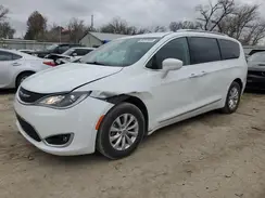 2C4RC1BG6KR680963 2019 CHRYSLER PACIFICA