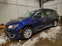 2C4RC1BG6KR703853 2019 CHRYSLER PACIFICA