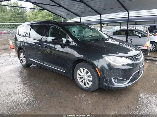 2C4RC1BG6KR721687 2019 CHRYSLER PACIFICA - Image 1