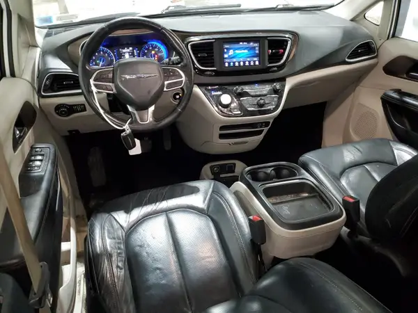 2C4RC1BG6KR731748 2019 CHRYSLER PACIFICA - Image 8