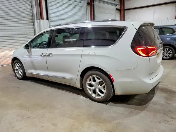2C4RC1BG6KR748873 2019 CHRYSLER PACIFICA - Image 2