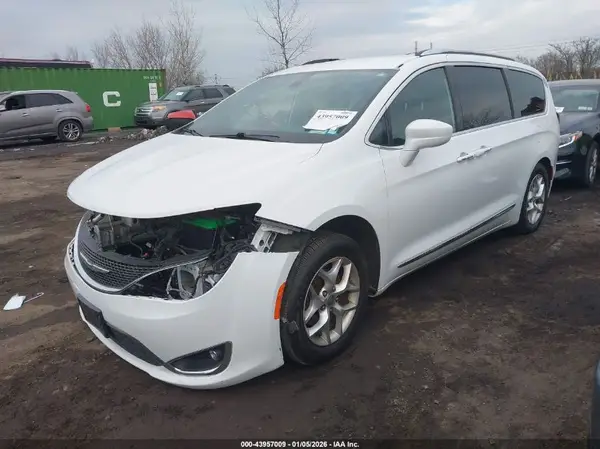 2C4RC1BG6LR110933 2020 CHRYSLER PACIFICA - Image 2