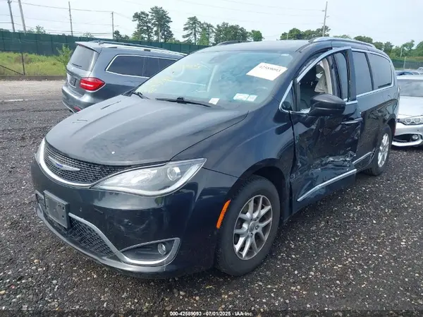 2C4RC1BG6LR120961 2020 CHRYSLER PACIFICA - Image 2