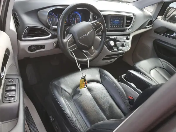 2C4RC1BG6LR131037 2020 CHRYSLER PACIFICA - Image 8