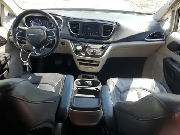 2C4RC1BG6LR131040 2020 CHRYSLER PACIFICA - Image 8
