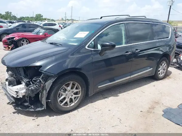 2C4RC1BG6LR173126 2020 CHRYSLER PACIFICA - Image 2