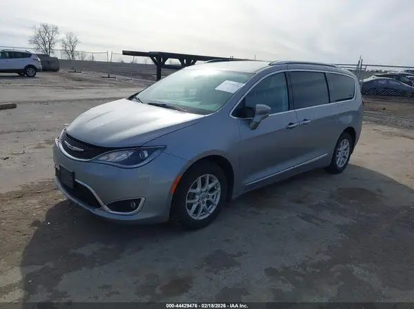 2C4RC1BG6LR176978 2020 CHRYSLER PACIFICA - Image 2