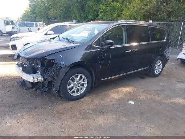2C4RC1BG6LR271668 2020 CHRYSLER PACIFICA - Image 2