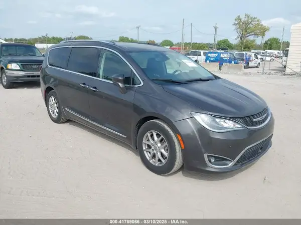 2C4RC1BG6LR283903 2020 CHRYSLER PACIFICA - Image 1