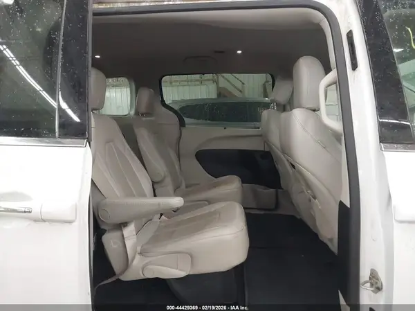 2C4RC1BG6MR531598 2021 CHRYSLER PACIFICA - Image 8
