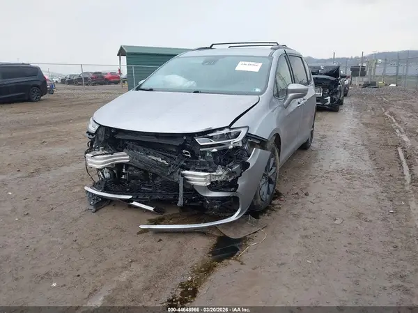 2C4RC1BG6MR550037 2021 CHRYSLER PACIFICA - Image 2