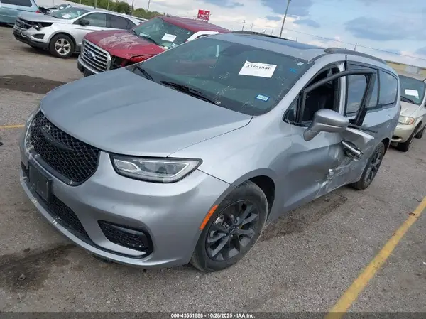 2C4RC1BG6MR559806 2021 CHRYSLER PACIFICA - Image 2