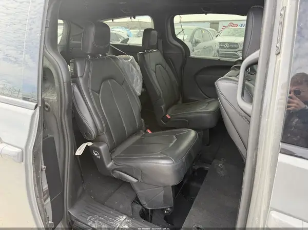 2C4RC1BG6NR101801 2022 CHRYSLER PACIFICA - Image 8