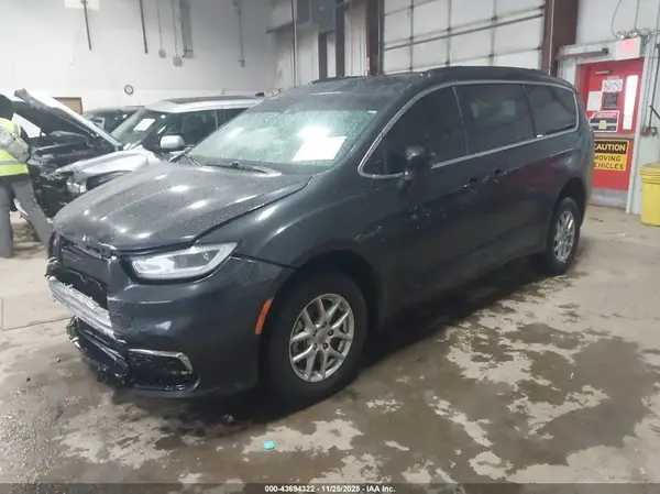 2C4RC1BG6NR115049 2022 CHRYSLER PACIFICA - Image 2