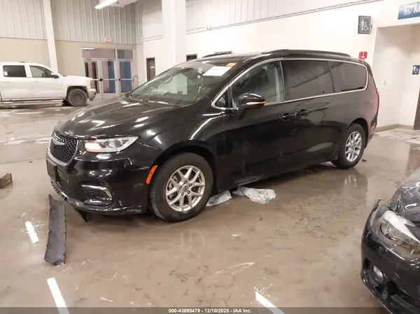 2C4RC1BG6NR153638 2022 CHRYSLER PACIFICA - Image 2