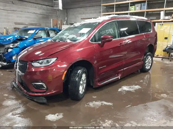 2C4RC1BG6NR159679 2022 CHRYSLER PACIFICA - Image 2