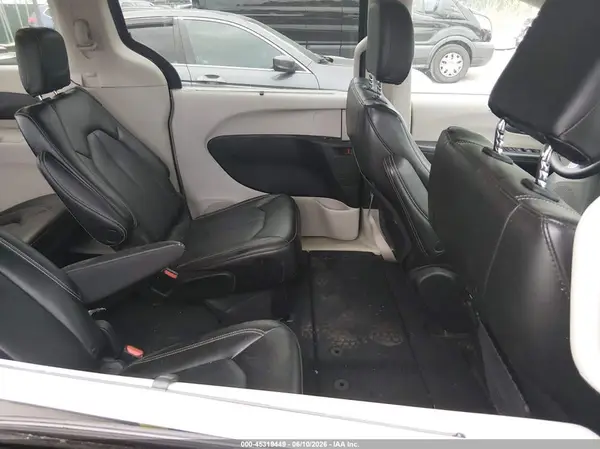2C4RC1BG6PR502333 2023 CHRYSLER PACIFICA - Image 8