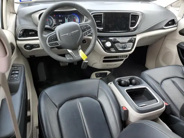 2C4RC1BG6PR505247 2023 CHRYSLER PACIFICA - Image 8