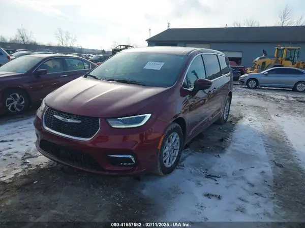 2C4RC1BG6PR508620 2023 CHRYSLER PACIFICA - Image 2