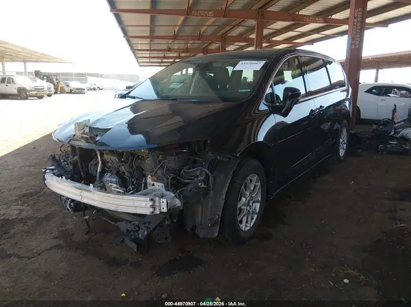 2C4RC1BG6PR531444 2023 CHRYSLER PACIFICA - Image 2