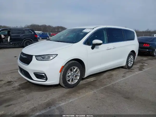 2C4RC1BG6PR532965 2023 CHRYSLER PACIFICA - Image 2