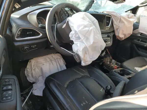 2C4RC1BG6PR539043 2023 CHRYSLER PACIFICA - Image 8