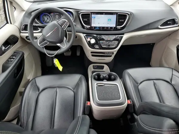 2C4RC1BG6PR550608 2023 CHRYSLER PACIFICA - Image 8