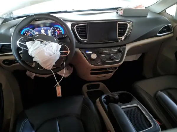 2C4RC1BG6PR577324 2023 CHRYSLER PACIFICA - Image 8