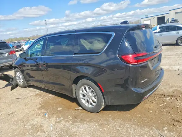 2C4RC1BG6PR578473 2023 CHRYSLER PACIFICA - Image 2