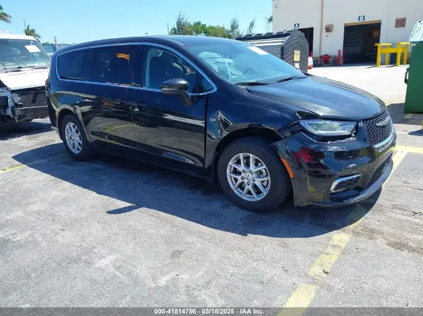 2C4RC1BG6PR597508 2023 CHRYSLER PACIFICA - Image 1