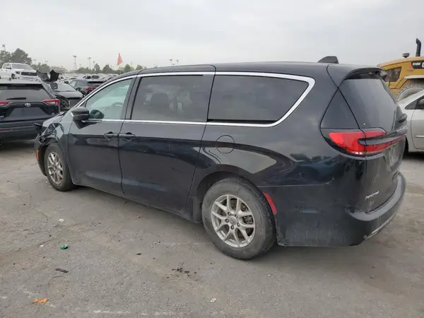 2C4RC1BG6PR605638 2023 CHRYSLER PACIFICA - Image 2