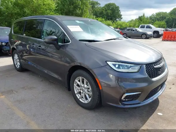 2C4RC1BG6PR612749 2023 CHRYSLER PACIFICA - Image 1