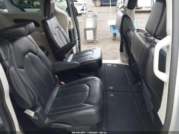 2C4RC1BG6PR613139 2023 CHRYSLER PACIFICA - Image 8