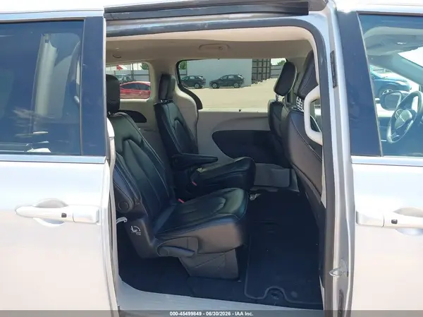 2C4RC1BG6PR616218 2023 CHRYSLER PACIFICA - Image 8